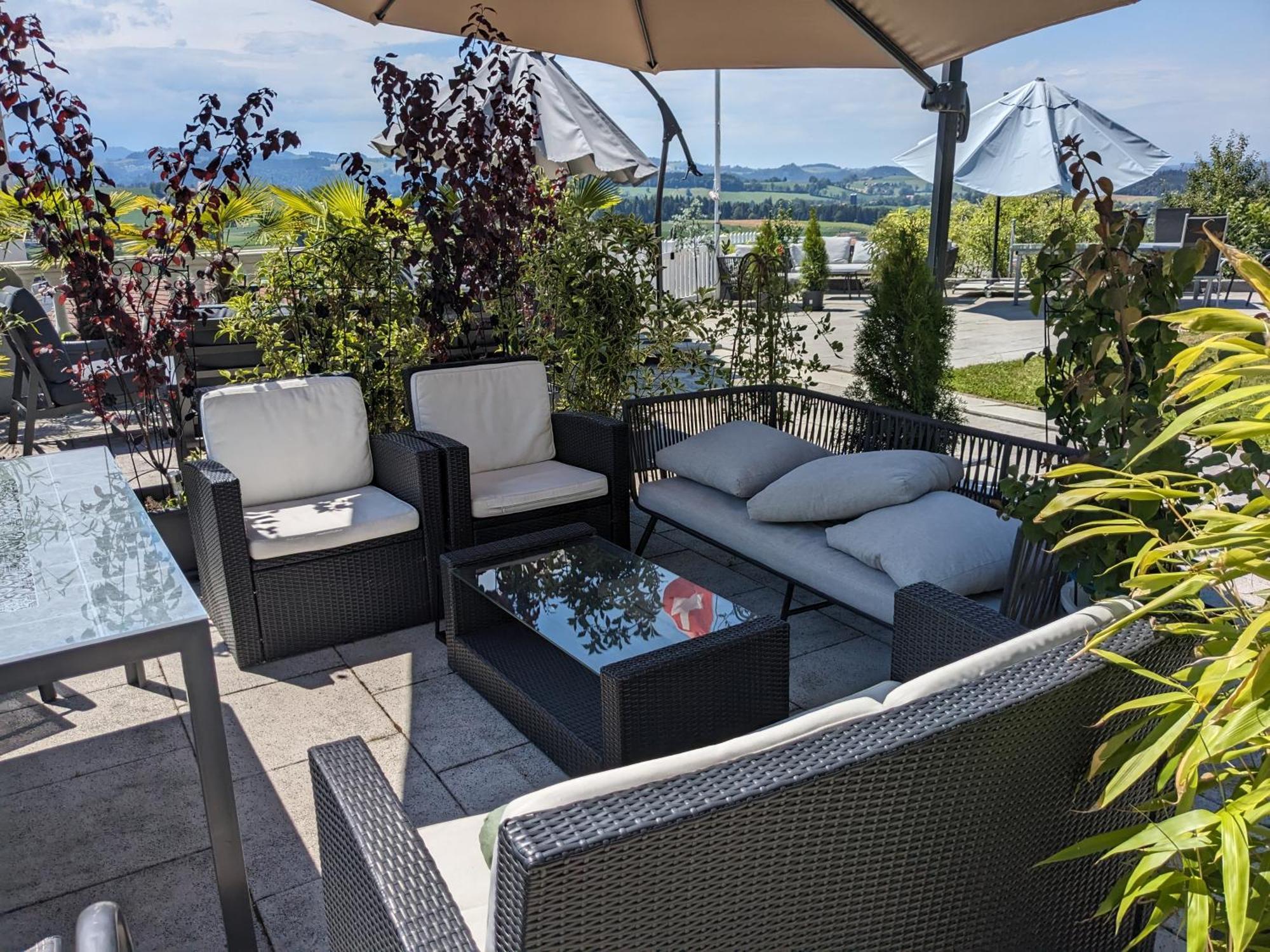 Apart Hotel Near Lucerne Ruswil Bagian luar foto
